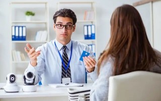 信用卡逾期有什么后果？信用卡逾期如何应对？