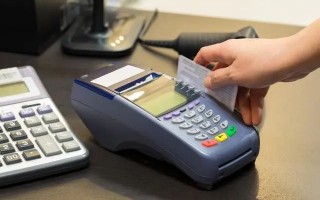 信用卡被盗刷后，采取什么补救措施？
