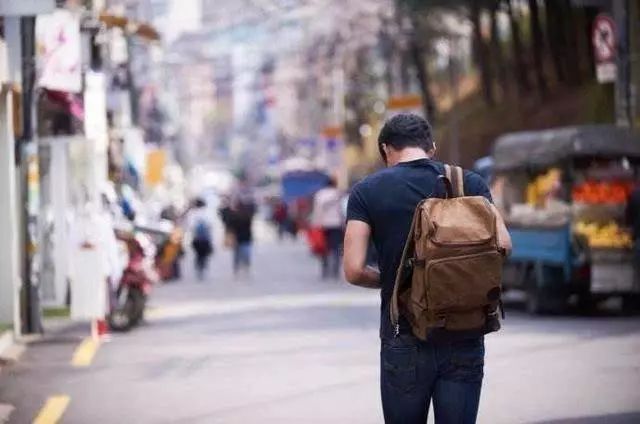 新人如何选择自己的第一张信用卡？-第2张图片-牧野网