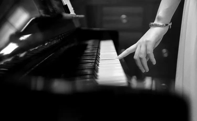 一位钢琴老师的稳健理财规划-第1张图片-牧野网