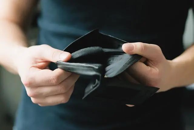 信用卡逾期有什么后果?信用卡逾期如何应对?-第3张图片-牧野网 信用卡逾期有什么后果?信用卡逾期如何应对?-第3张图片-牧野网